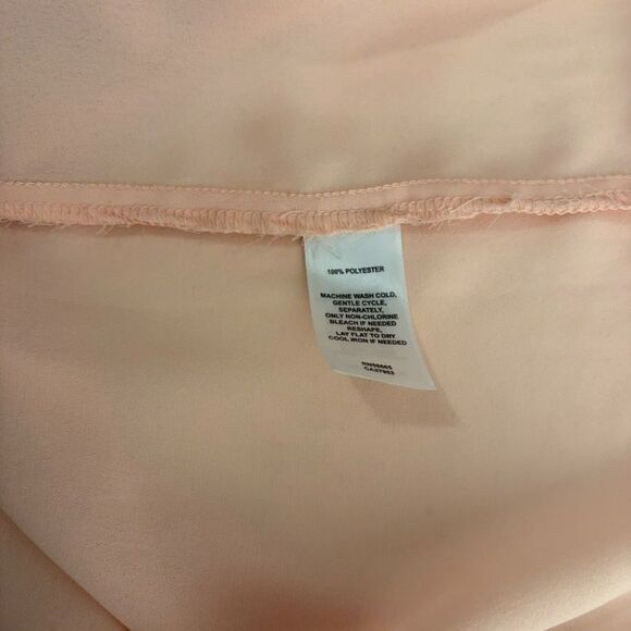 Halogen Blouse Women's Small Pink Ruffle V-Neck Long Sleeve Sheer Career Top - Picture 8 of 8